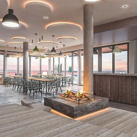 Amazing In Lembruch-dmmer See With 2 Bedrooms, Wifi And Indoor Swimming Pool *