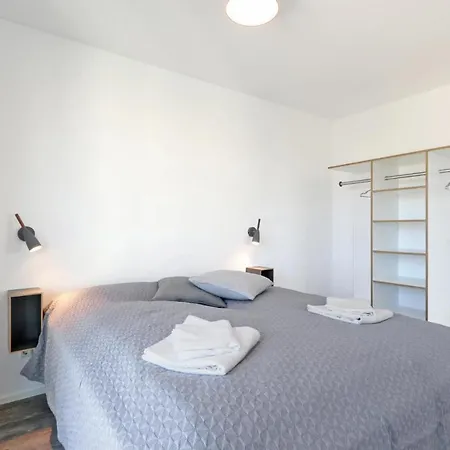 Amazing In Lembruch-dmmer See With 2 Bedrooms, Wifi And Indoor Swimming Pool Апартаменты